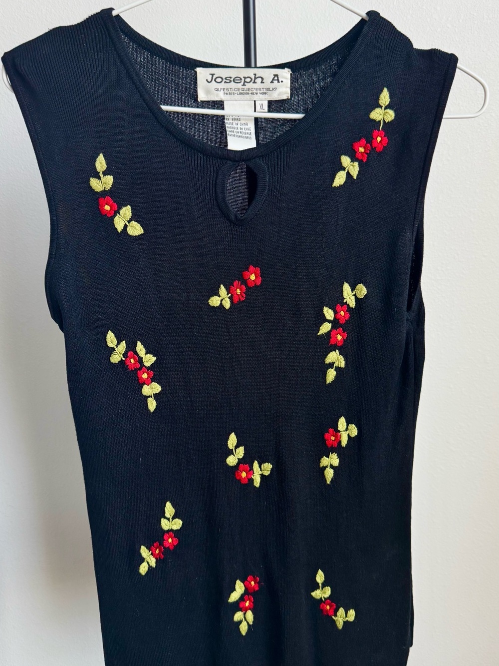 VTG 90s Joseph A. Floral Embellished Sleeveless Black 100% silk Top Women’s XL